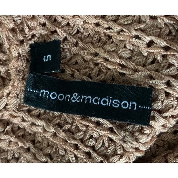 Moon & Madison Crocheted Tank Top Cropped V-neck Coco Brown Light women’s small - Picture 8 of 9